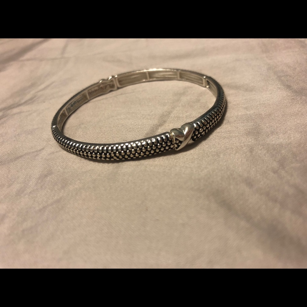 Silver stretchy bracelet